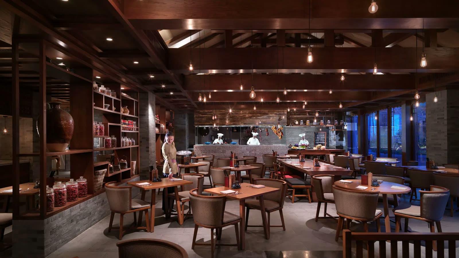 The Smoke House restaurant at Jinmao Hotel Lijiang
